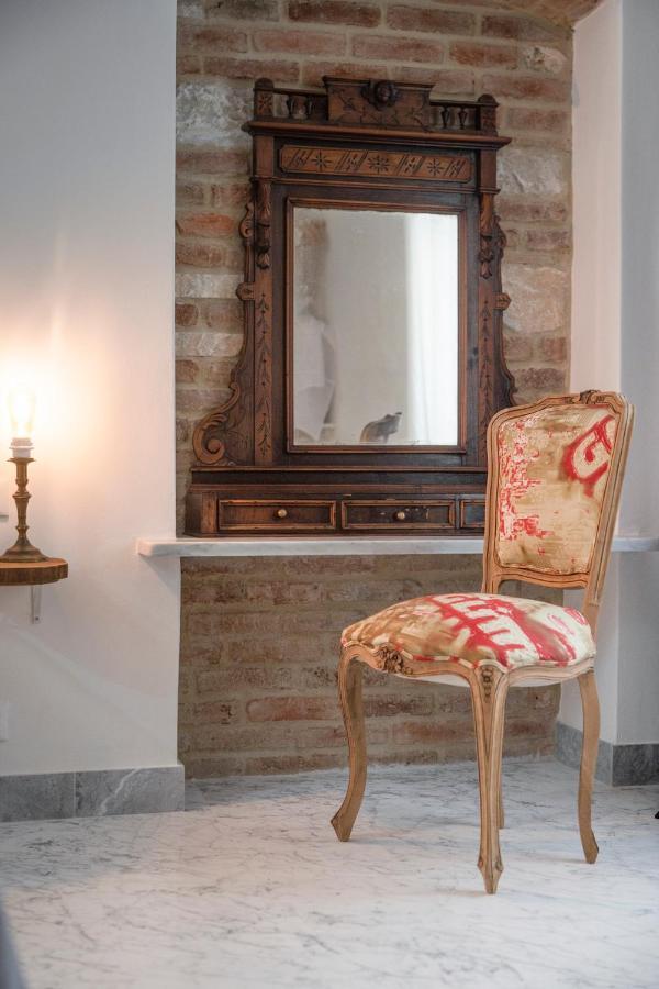 Carrara Bella Bed & Breakfast Exterior foto